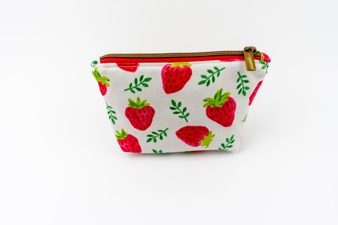 Small Wedge Bag -Strawberry
