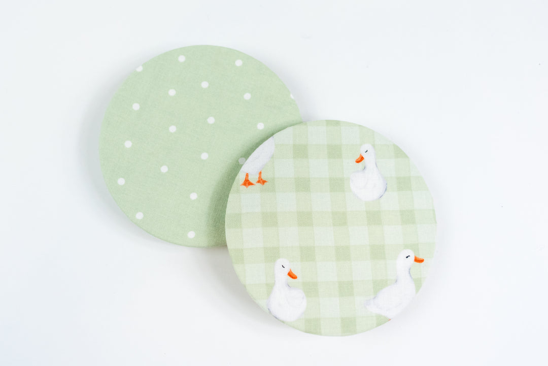 Reversible Bowl Cover – Green Geese
