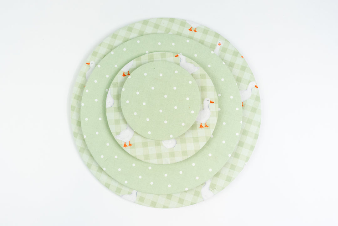 Reversible Bowl Cover – Green Geese