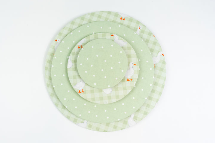 Reversible Bowl Cover – Green Geese