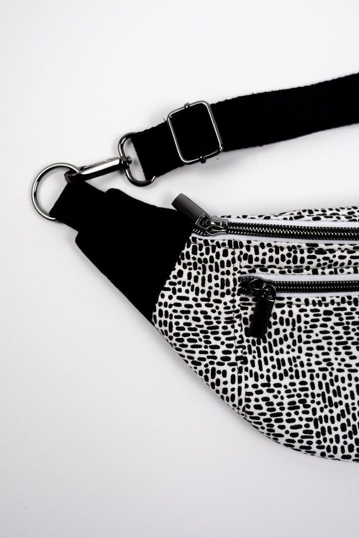 Fanny Pack - Chit Chat Black