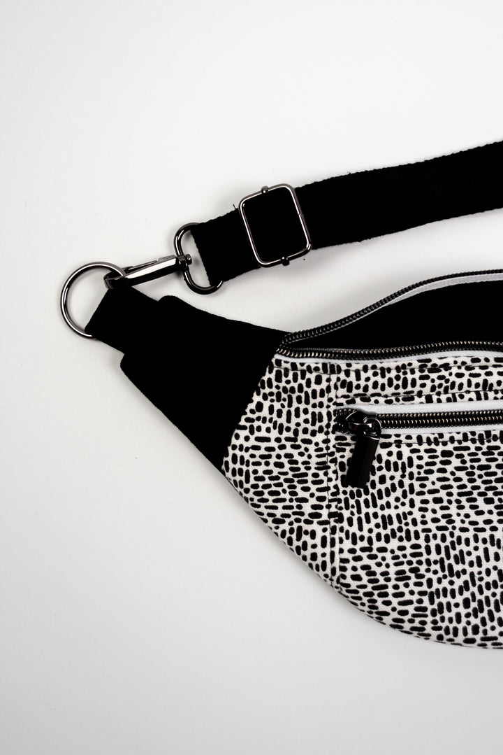 Fanny Pack - Chit Chat Black