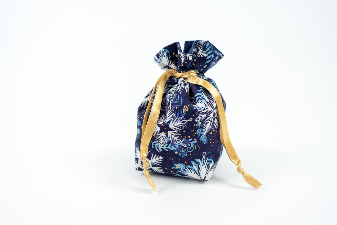 Reusable Fabric Gift Bags - Blue Snowflakes