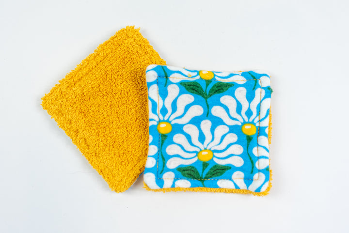 Reusable Makeup Wipes - Drippy Daisies