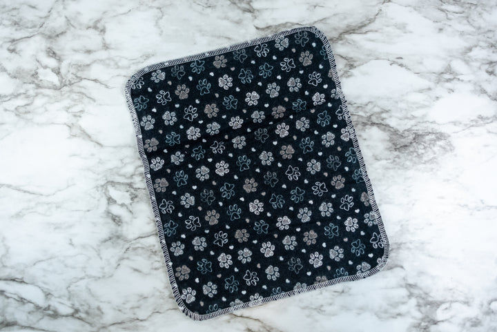 Paperless Towels - Black & White Paw Prints