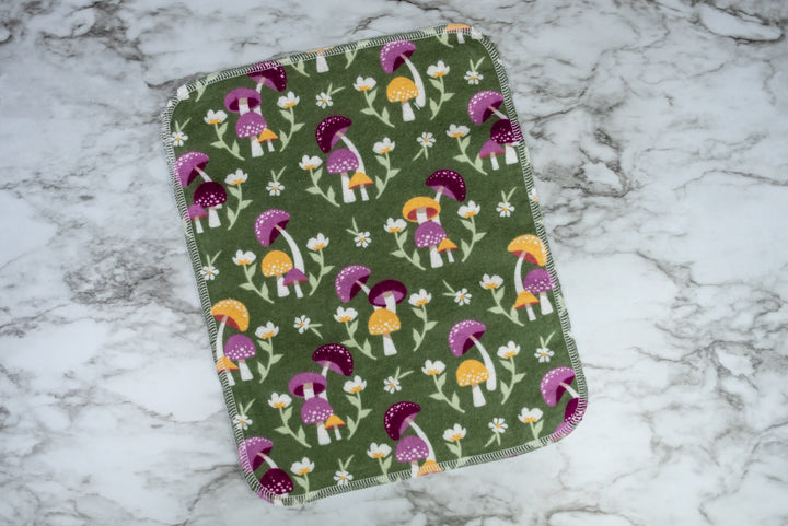 Paperless Towels - Green Mushrooms