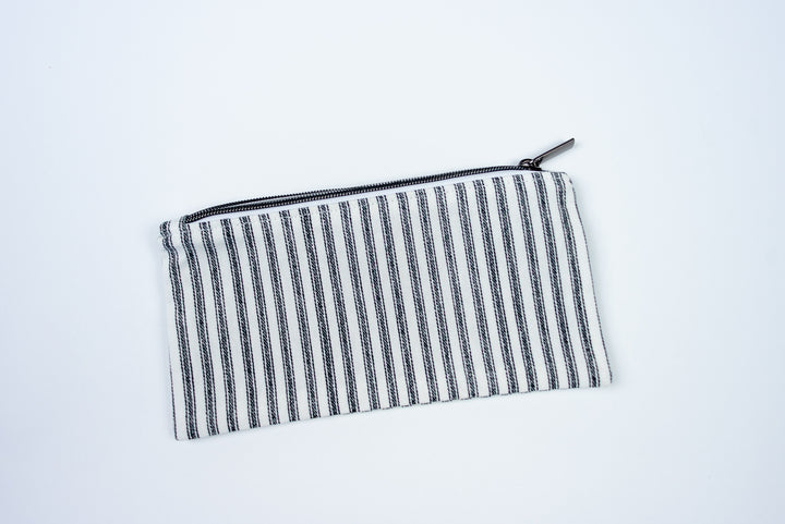 Black & White Stripe Zipper Pouch