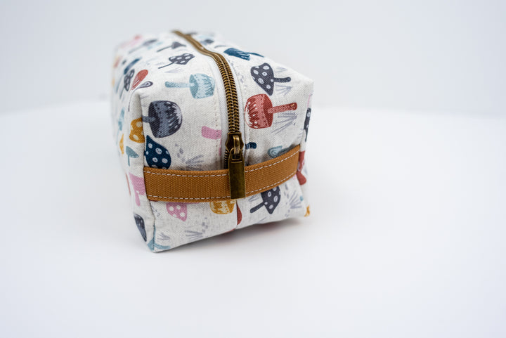 Large Colorful Mushrooms Boxy Bag
