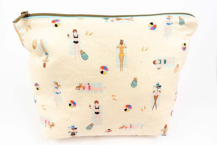 Medium Beach Days Wedge Bag