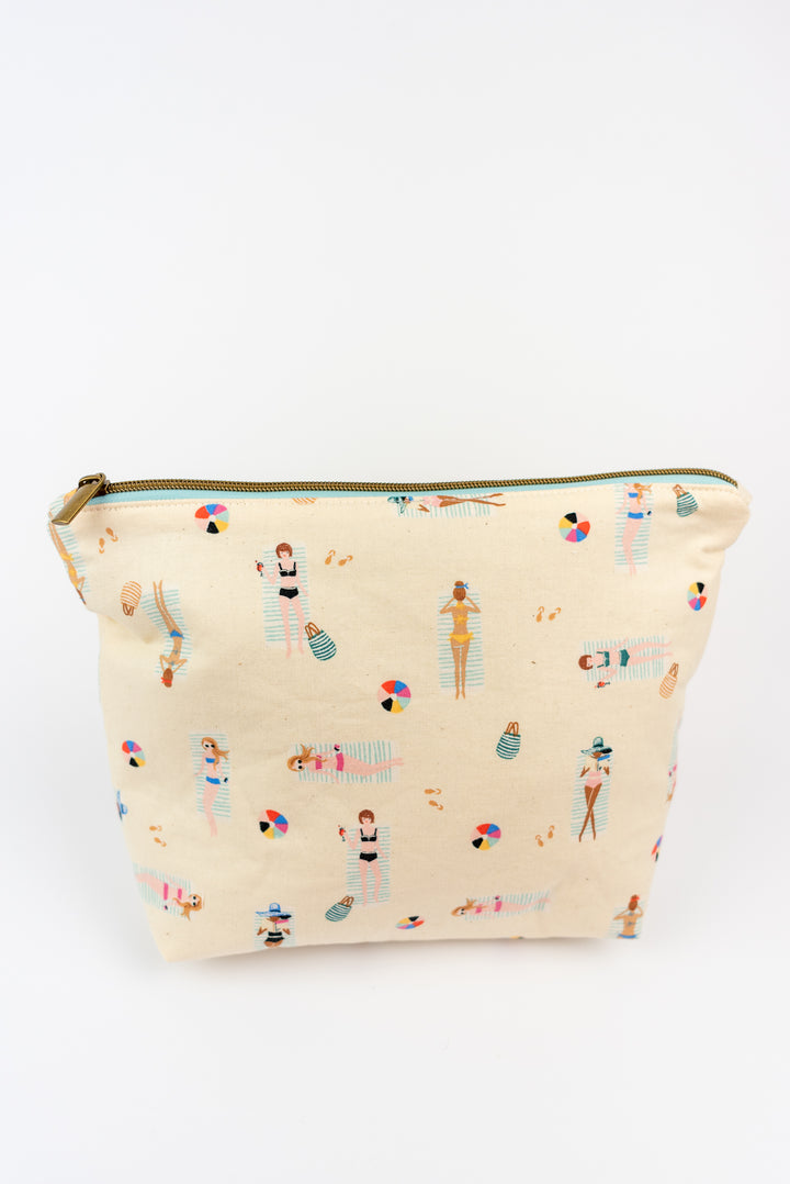 Medium Beach Days Wedge Bag