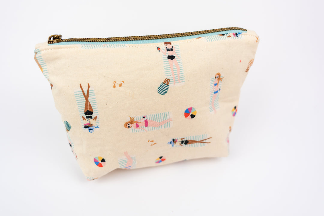 Medium Wedge Bag - Beach Days