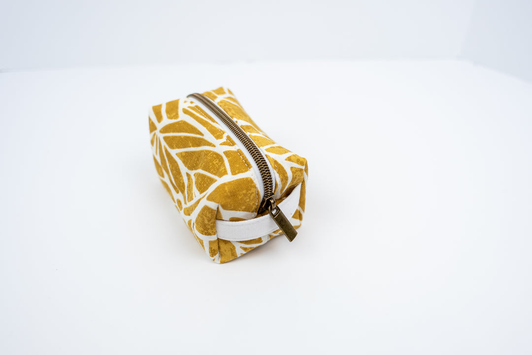Small Yellow Leaves Boxy Bag